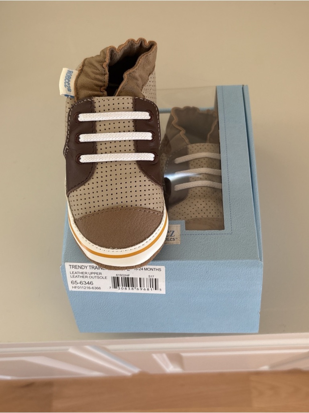 Robeez Brown & Tan Perforated Elastic-Top Sneakers